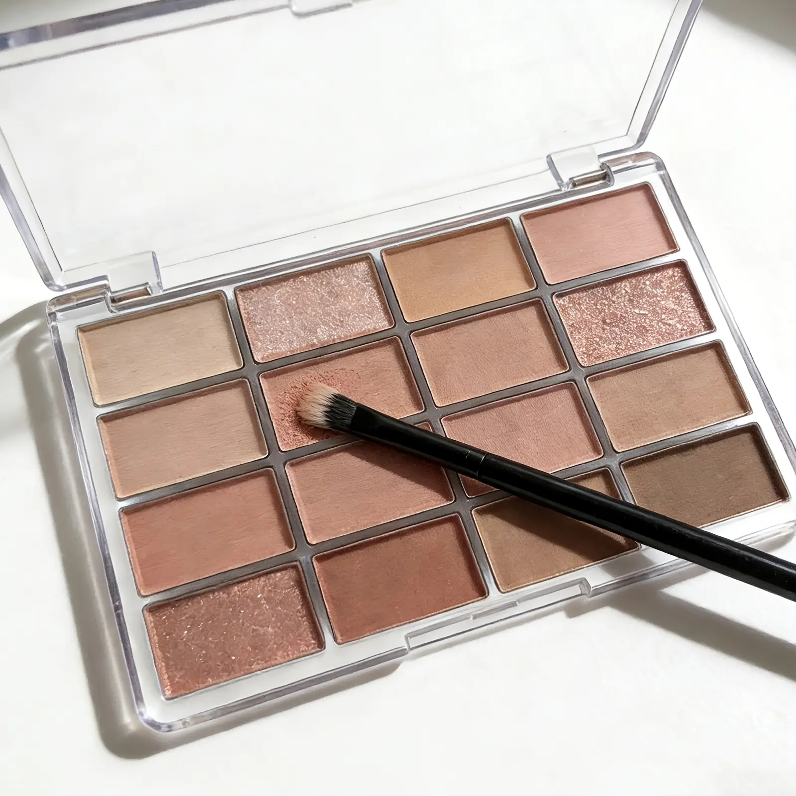 16Shades Nude Brown Neutral Eyeshadow Palette Shimmer Matte High Pigment Cream Eye Compact Long Lasting Natural Makeup Waterproof Sweatproof Buildable Cosmetic