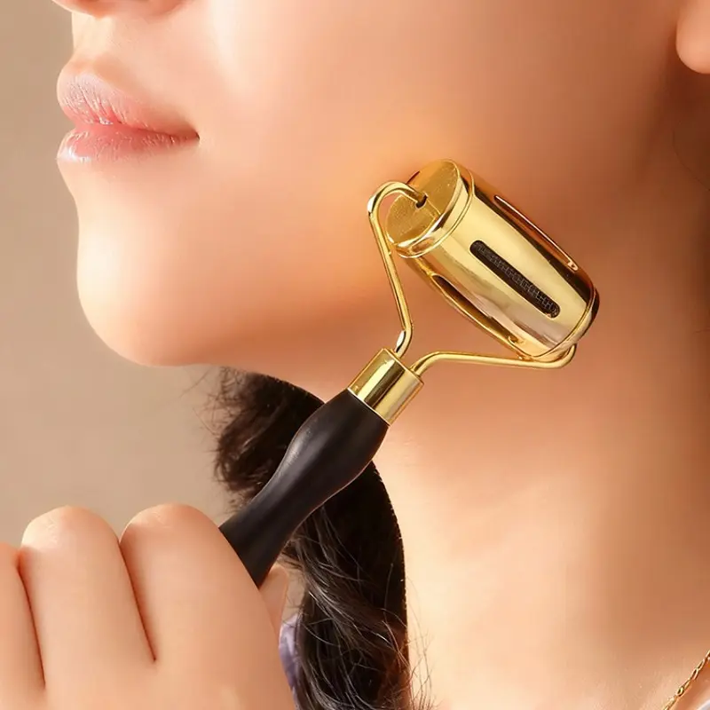Facial Massage Roller with Non-Slip Handle, Lifting and Firming Tool to Soothe Wrinkles and Enhance Beauty