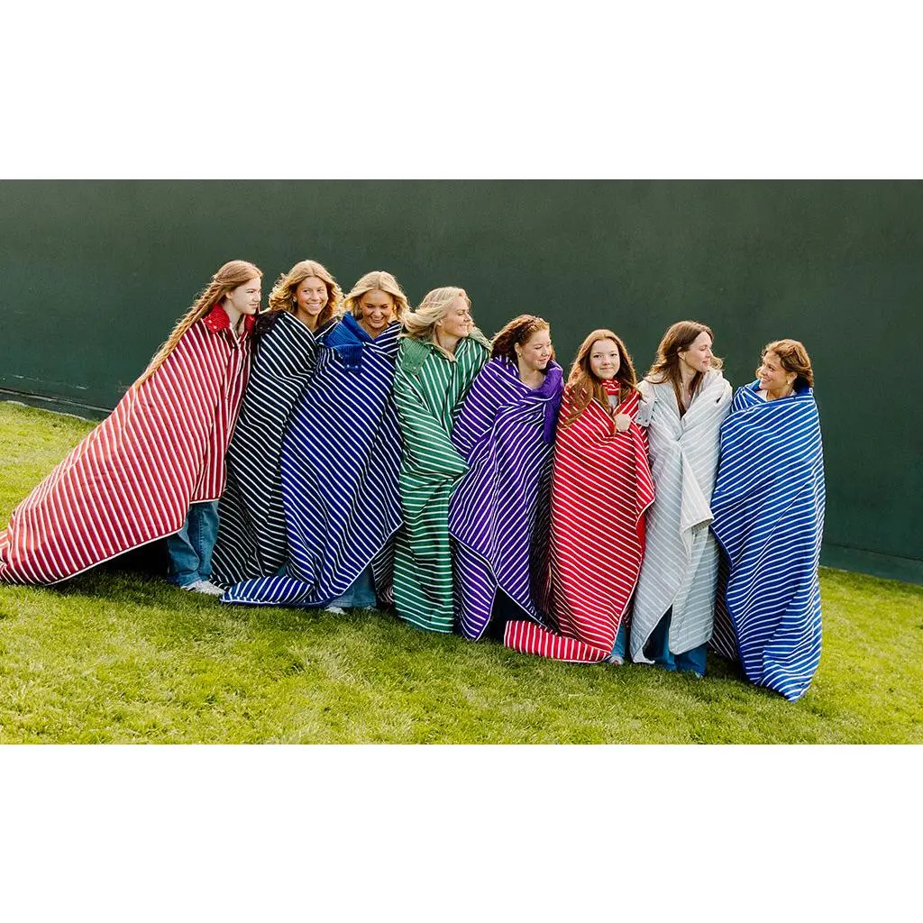Beddy's Wearable Outdoor Stadium Sports Blanket - Water Proof, Wind Resistant, Cozy Minky Interior, Feel Cosy, Comfy Vibes, Cozy Style, Exterior Zipper Pockets, Detachable Hood, Stays On, Matching Bag, Game Day Essential