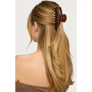 Clean Girl Hair Clip