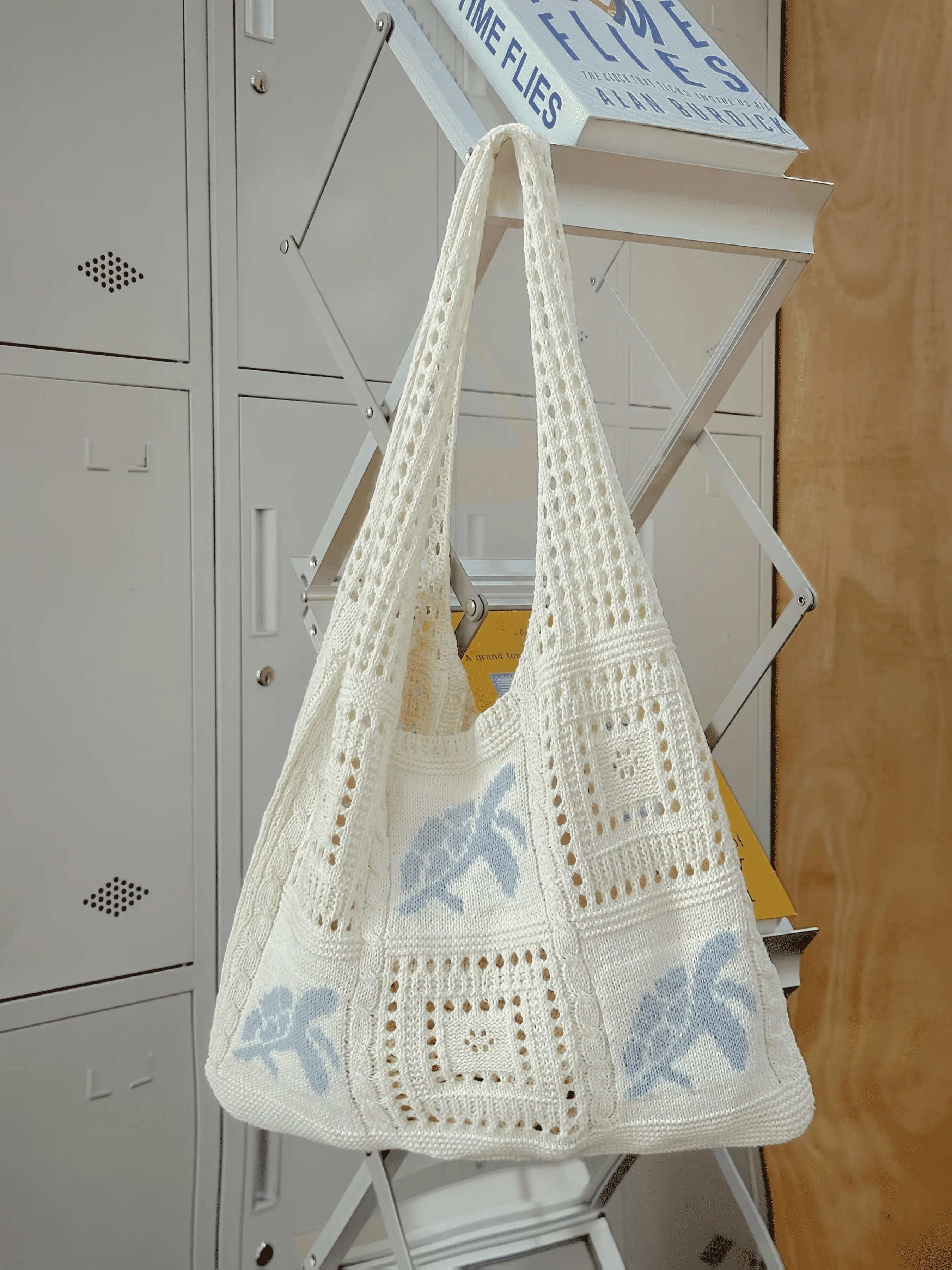 Fashion Women's Knitted Lightweight Handbag with Turtle Pattern, Hollow Crochet Beach Shopping Bag, Beach Tote Bag, College Style Tote, Aesthetic Tote, Ideal for College & Travel, Casual Handbags