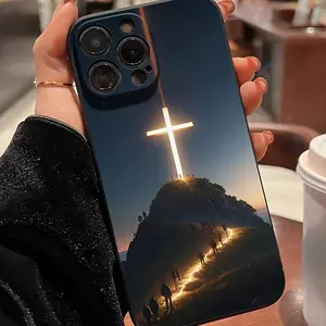 Stylish and exquisite mobile phone case, suitable for Iphone16 PRO MAX PLUS/15PRO PLUS MAX/14/13/12/11. The design incorporates landscape and cross patterns and has anti-fall function