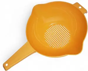 2 Quart Colander Strainer with Handle in Orange