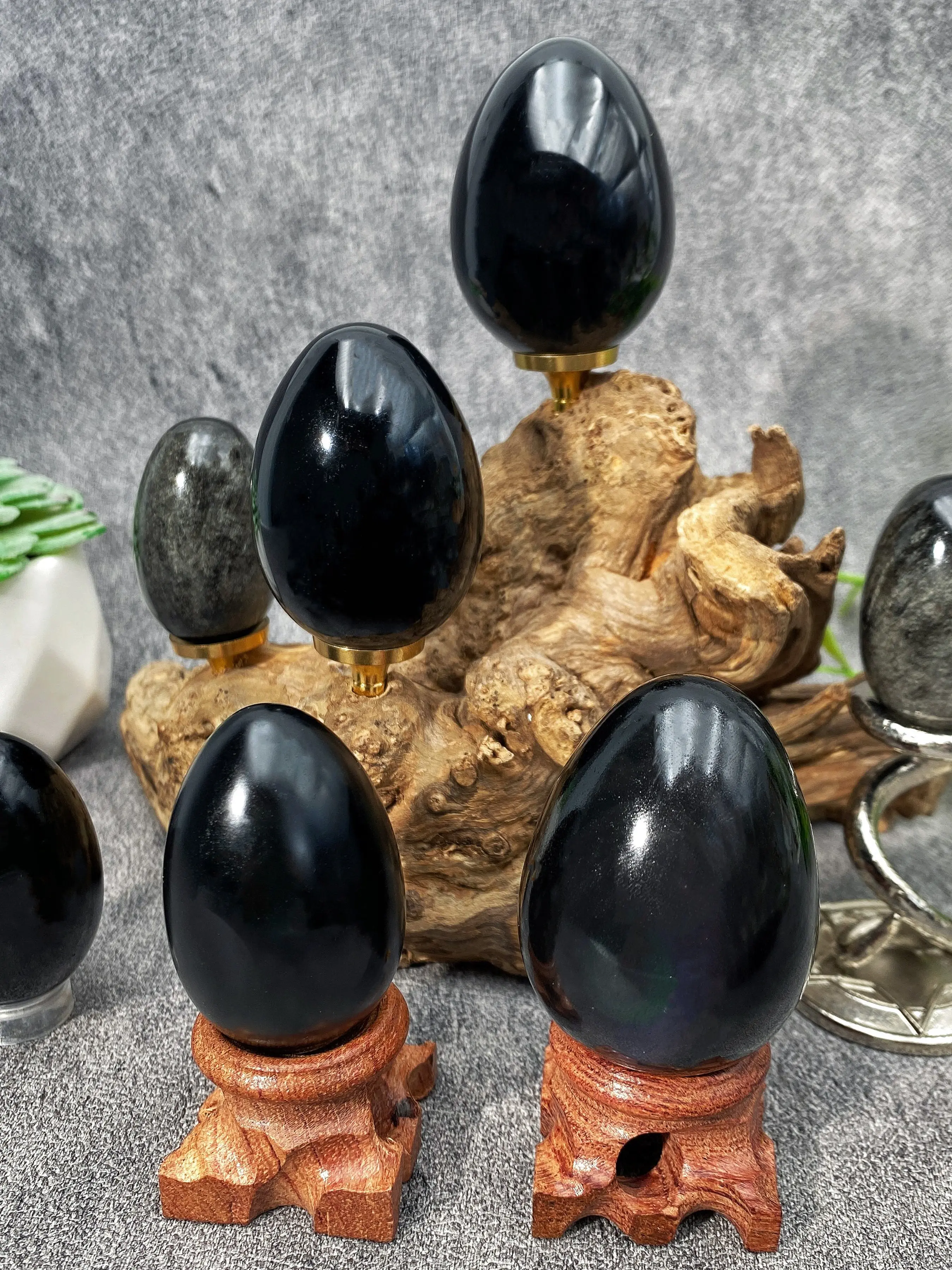1PC Unique Obsidian Egg Carving, Desktop Decoration, Home Decor, Natural Stone Decor, Crystal Ornament, Unique Crystal Design, Easter Gift, Best Choice for Crystal Enthusiasts