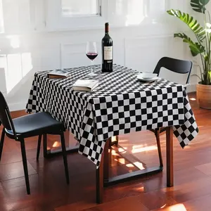 Checkerboard Pattern Tablecloth, 1 Count Modern Simple Dustproof Tablecloth, Decorative Tablecloth for Home Kitchen Dining Room, Picnic Table Cover