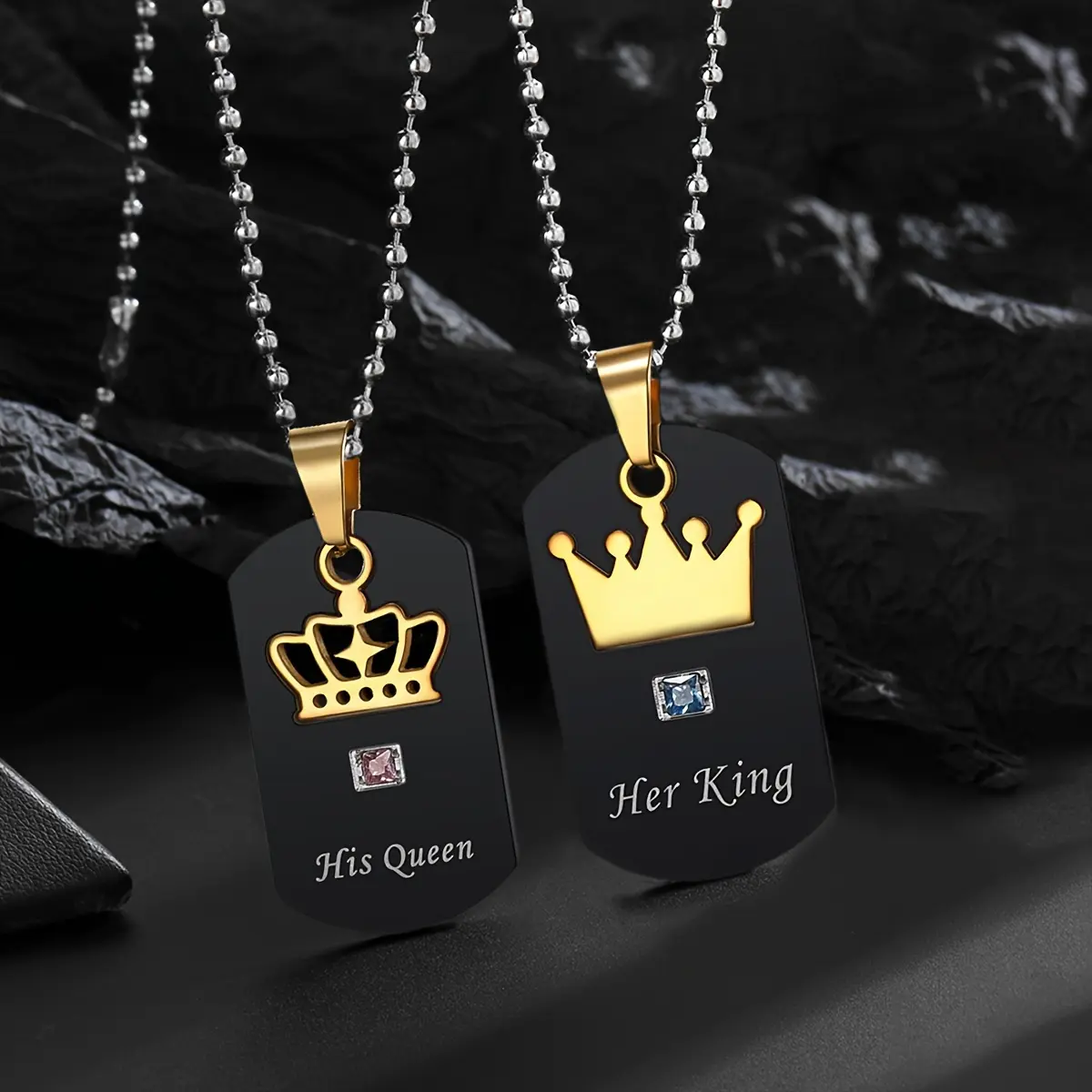 2-Piece Couple Necklaces, Elegant Stainless Steel Crown Square Pendant Set - Meaningful Gifts for Adults, Exquisite Jewelry for Anniversaries & Valentine's Day, Exquisite Jewelry Gift, Couple Gifts For Adults