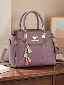 Casual versatile handbag for women, multifunctional shoulder bag for women, large capacity shoulder bag for women, suitable for daily casual versatility, paired with exquisite hanging decorations, available in multiple colors