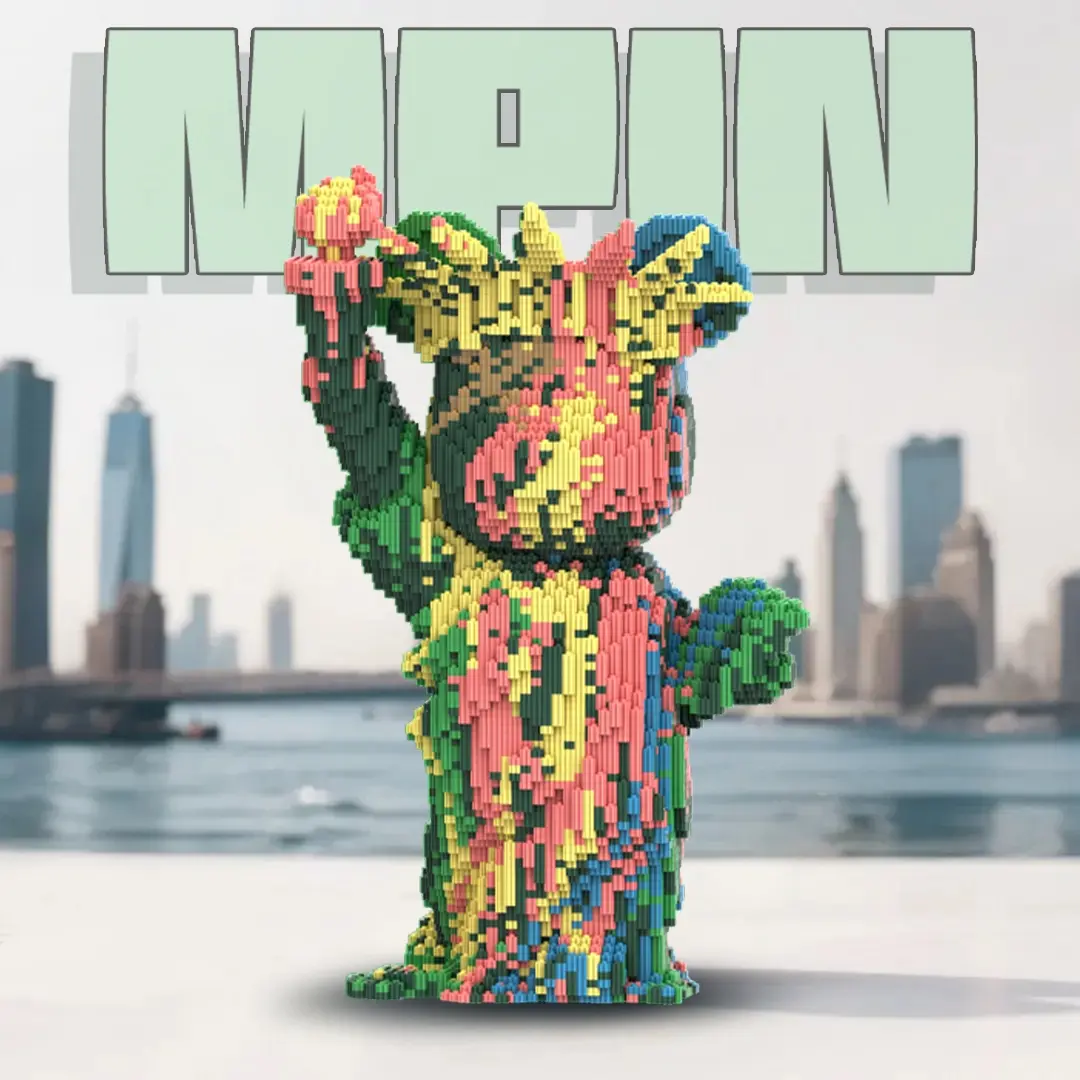 Mpin Toys Bear Building Block Kit, Creative Building Set, 6750 Pieces, 43cm High, Graffiti Liberty Bear, Unisex Gift, Home Decor, Kids & Adults Toy