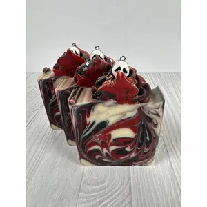 Scream Soap – Coconut Milk + Tallow 🔪💜