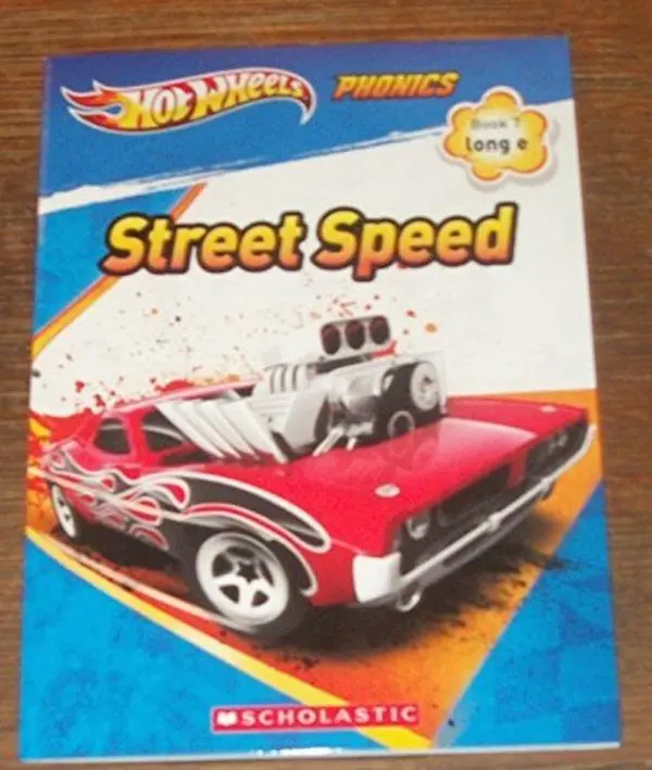 USED Book - HOT WHEELS - PHONICS!! STREET SPEED LONG-E, BOOK 7 (Unknown)