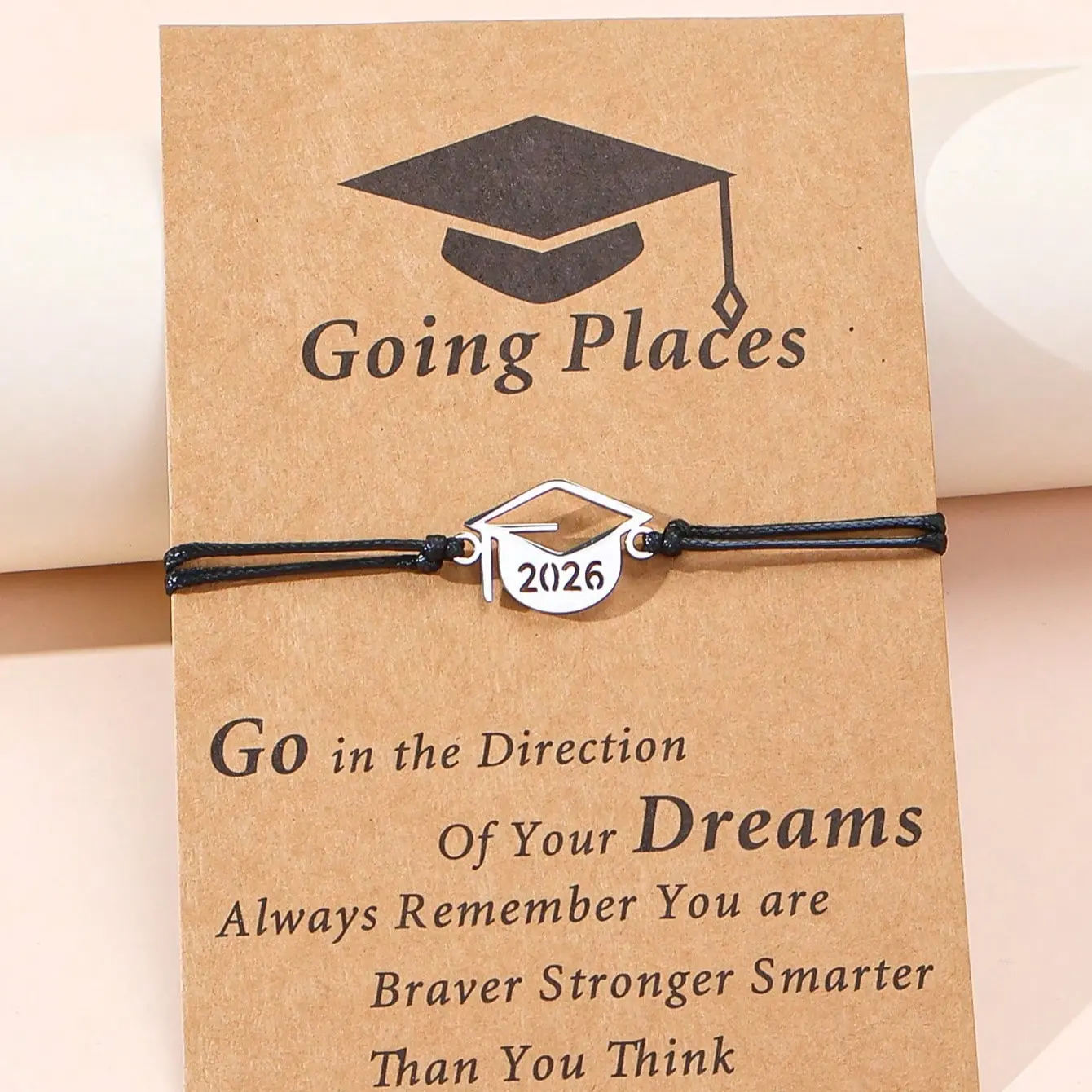 1pc 2026 Graduation Cap Pendant Bracelet, Women Graduation/Back To School/Teacher's Day Gift, High Quality Bracelet, Daily Accessory, Versatile Accessory, Minimalist Chain Bangles, Inspirational Bracelet, Graduation Charm Bracelets