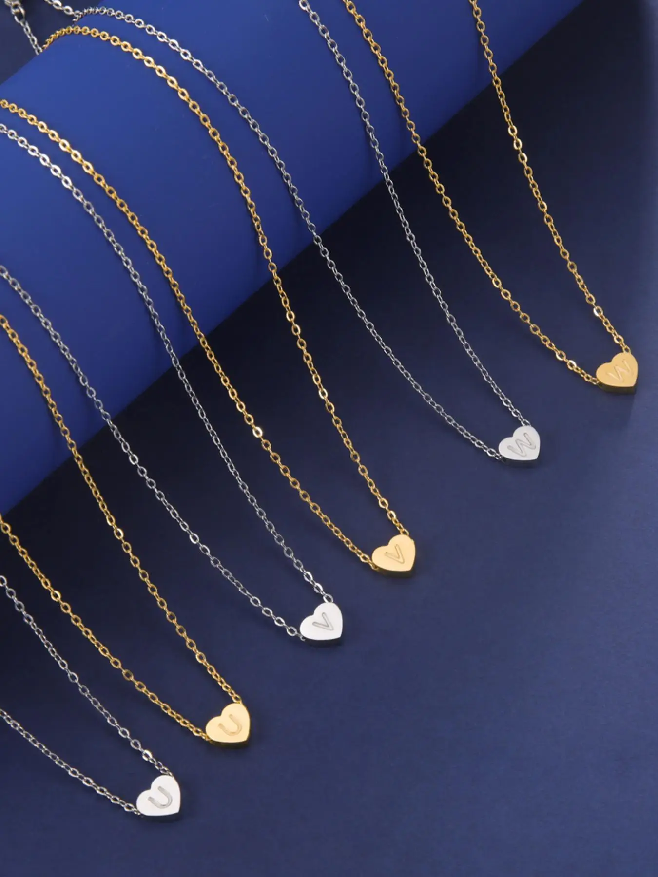 Heart & Letter Design Initial Pendant Necklace for Girlfriend, Elegant Stainless Steel Matching Jewelry, Girl's Temperament All-match Necklace, I Love