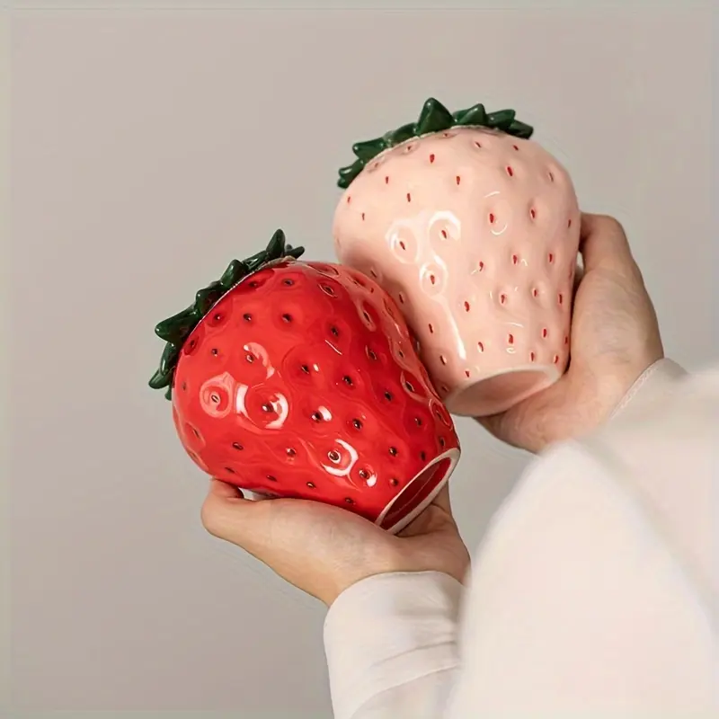 1pc Artificial Realistic Strawberry Decoration Fruit For Home Home Kitchen Faux Fruit Party Decoration Home Decoration Fake Fruit Vegetable Model Photography Props Toys Storefront Display Ceramic Crafts Decorative Plant Red Ornaments 【Red】