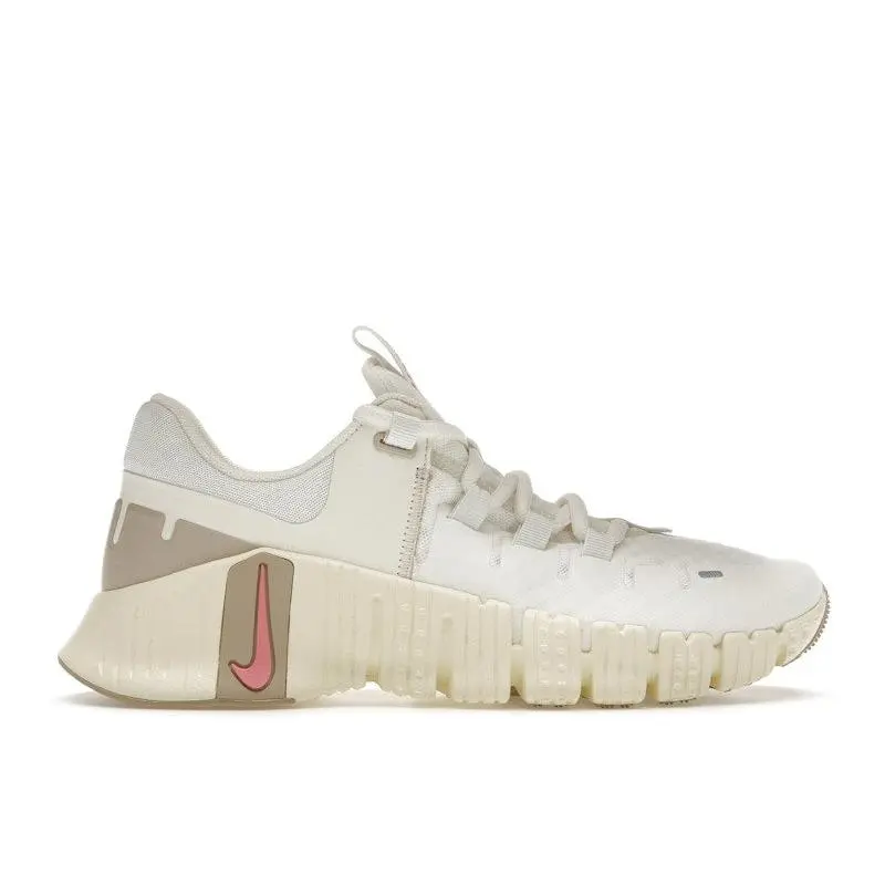 Nike Women's Free Metcon 5 Sail Sanddrift, from StockX