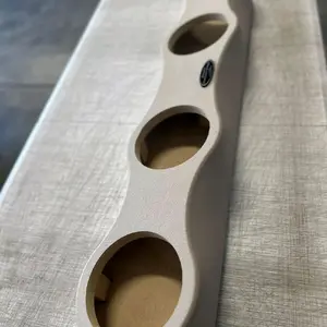 Universal 38” Sound Bar Pod 4x 6.5” Midrange - Wood and Fabric, Cut Out 5.81  LEER PRIMERO NO INCLUYE BOCINAS  NO SPEAKERS INCLUDING