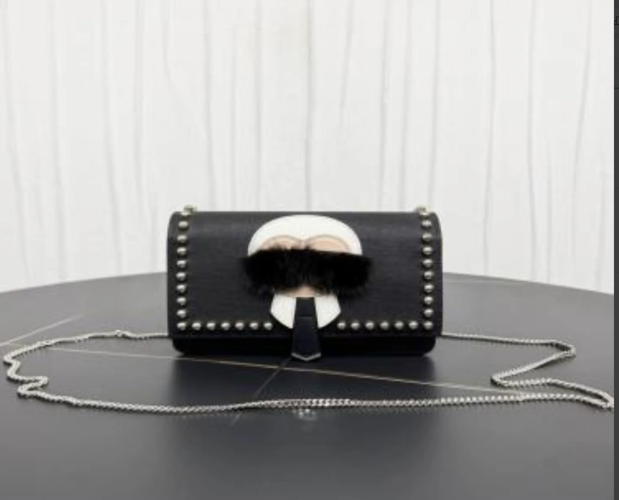 Pre-owned FENDI Fendi Crossbody Bags Sh 0149 Chain Shoulder Bag 26.03.01 Sh
