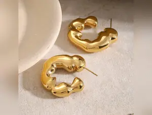 Elevation | Stainless Steel C-Hoop Earrings