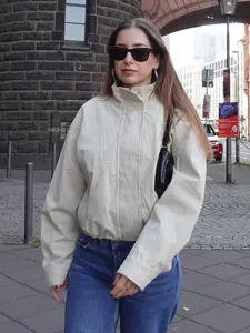 Women's Casual Bomber Jacket Beige Plaid Cropped Nylon Jacket Zip Up Women's Long Sleeve Top High Stand Collar Drawstring Hem With Button Cuffs Loose Fit Summer Suit Layering Streetwear Outerwear