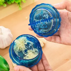Manual Garlic Press Machine, Rolling Grinder, Chopper, Home Appliance, Kitchen Gadget, Easy-To-Use Manual Food Processor, Small Kitchen Gadgets