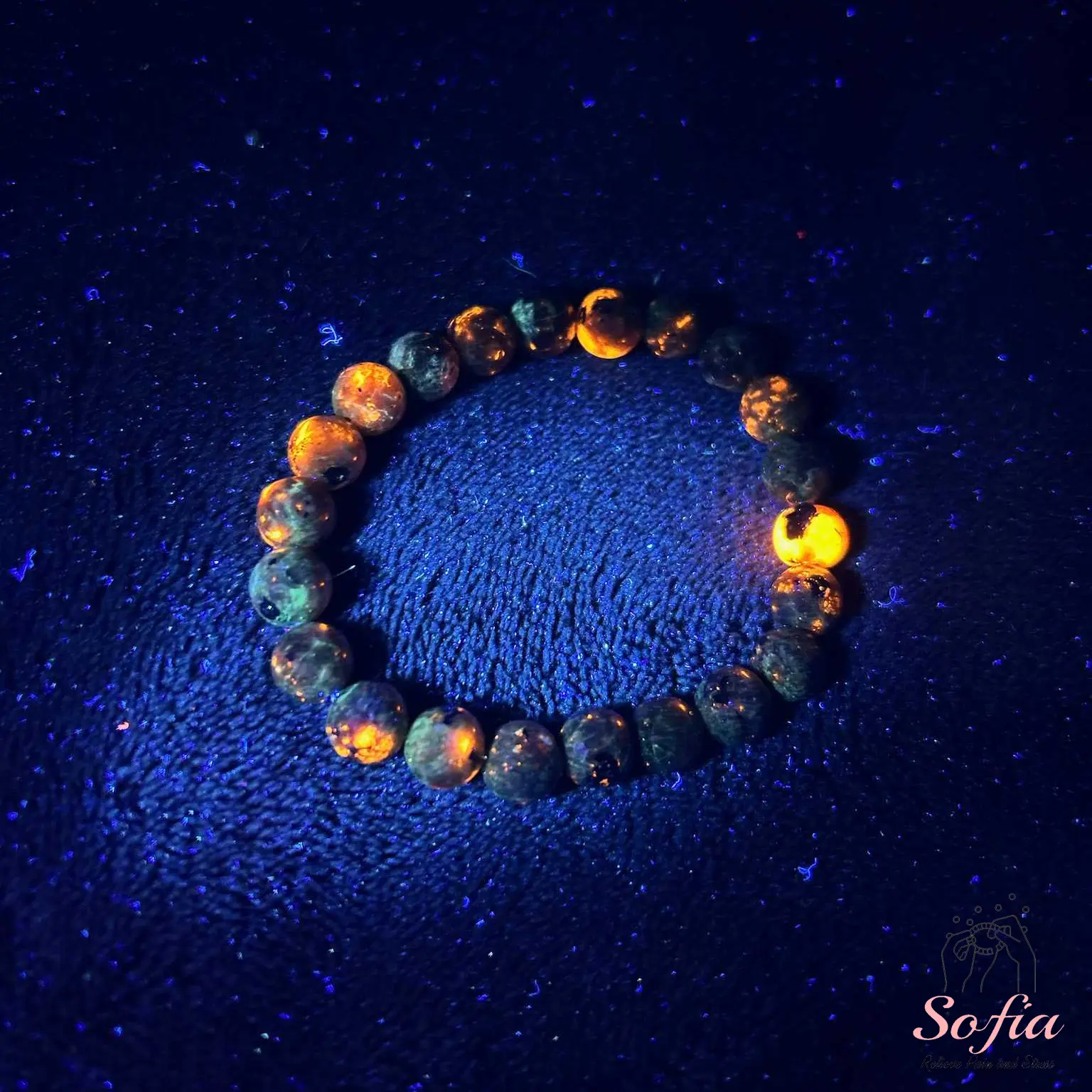 Natural Yooperlite Stone Beaded Bracelet UV Reactive Flame Gemstone 8mm Crystal Emberlite Gemstone Stretch Bracelet Gift for her, gift for him