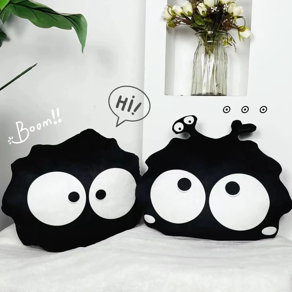 Plush Throw Pillow, Cute Black Cartoon Big-Eye Cushion 45CM, Soft Stuffed Pillow for Sofa Bedroom Home Decor & Birthday Gift