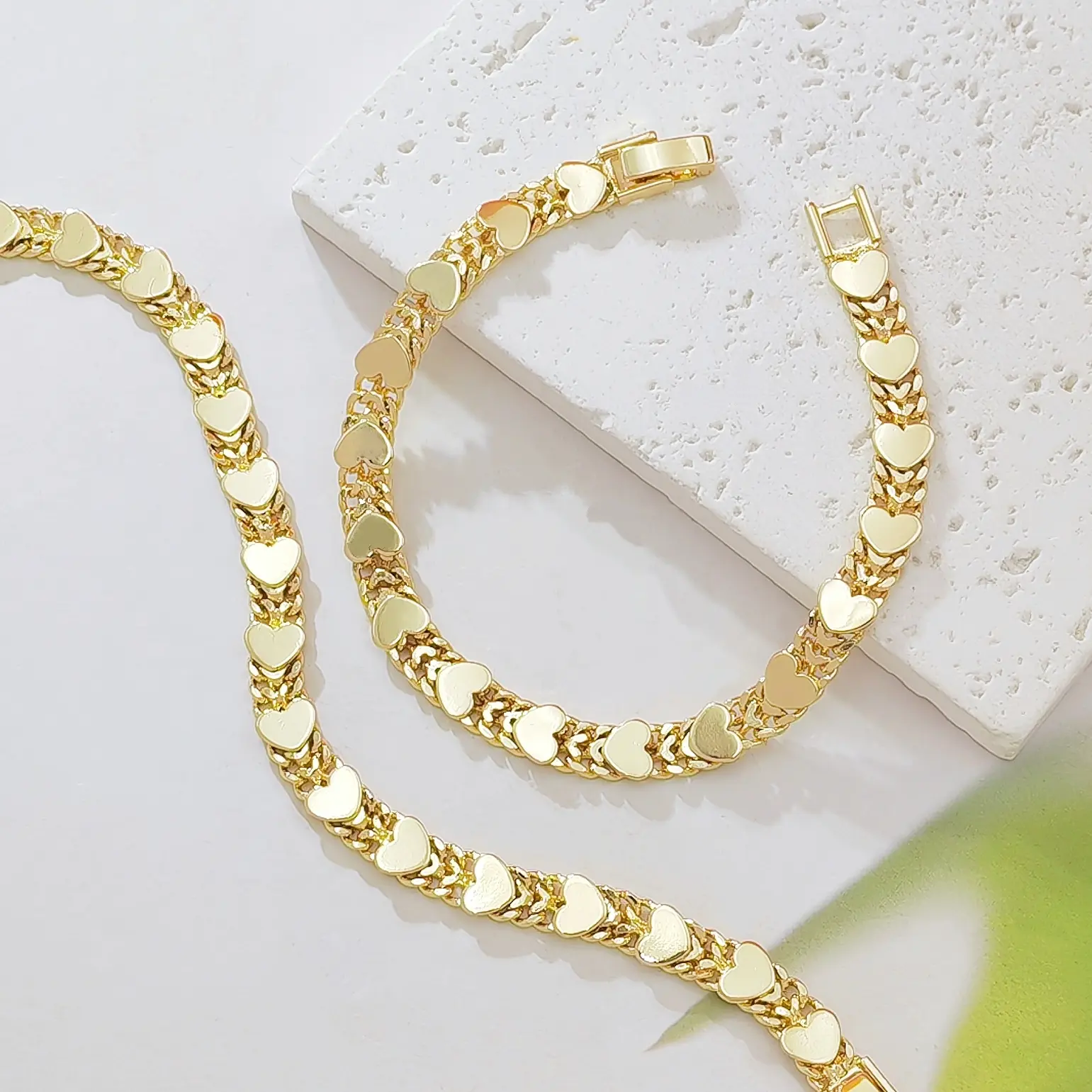 14K Gold Plated Double Row Cuban Link Bracelet for Women, Smooth Polished Heart Charm Chain Bracelet, Chunky Stackable Wrist Jewelry Gift for Birthday Valentine’s Day