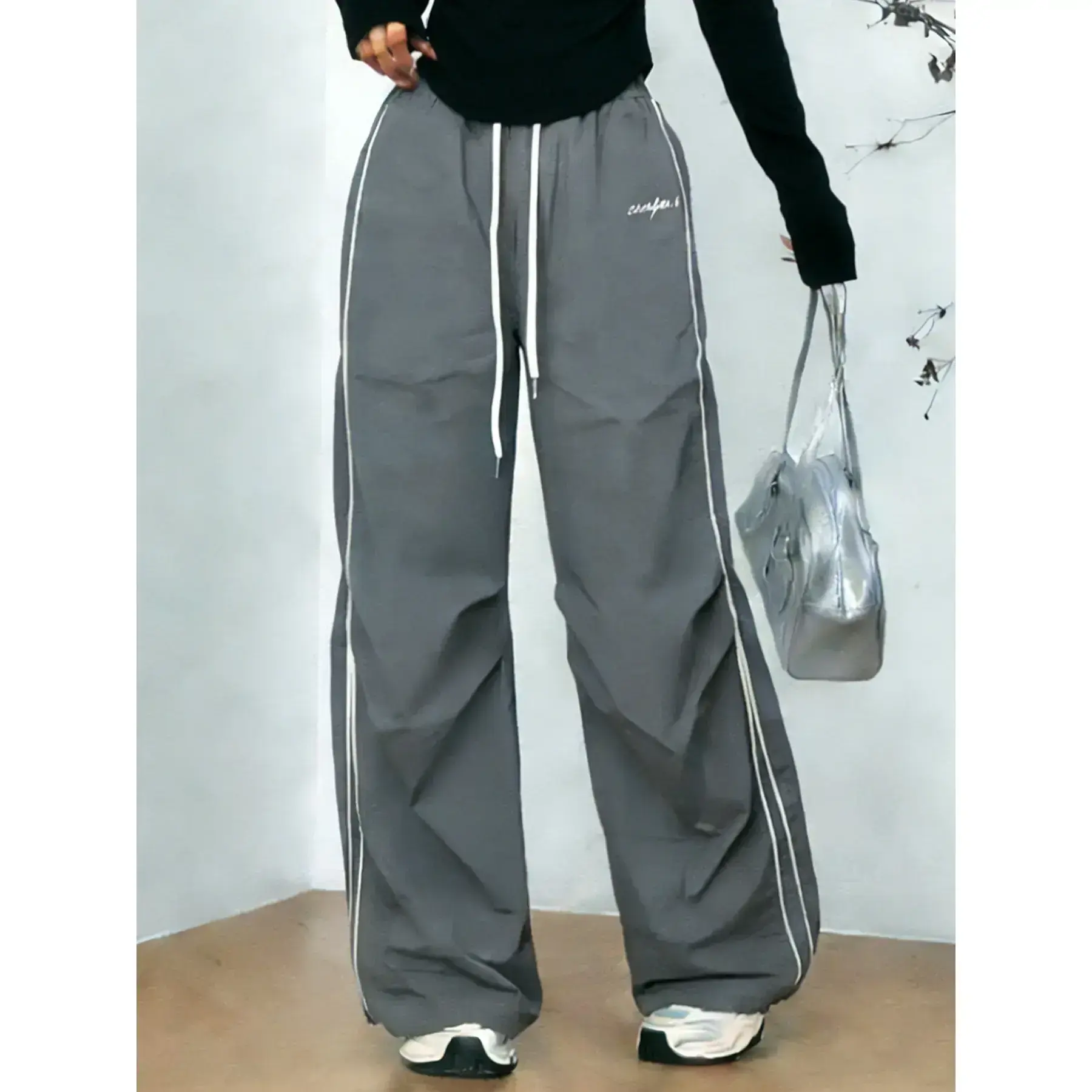 Y2K Baggy Parachute Pants for Women, High Waisted Wide Leg Track Pants with Contrast Piping, Lightweight Quick Dry Windbreaker Trousers, Casual Jogging Pants, 90s Streetwear Cargo Pants for Casual Daily, Gym, E-Girl Aesthetic Bottoms