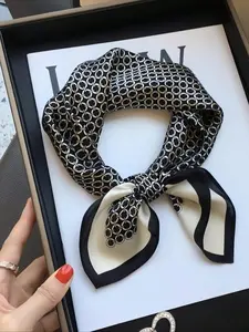 1pc Women's Square Scarf Silk Satin Plaid Scandinavian Scarf, Versatile Headscarf and Hair Accessory, Perfect for Autumn Winter Vacation and Daily Style