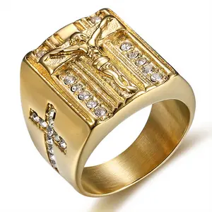 Men's stainless steel gold-plated cross ring, set with cubic zirconia, wide band, vintage wedding ring, gold-plated stainless steel cross design.