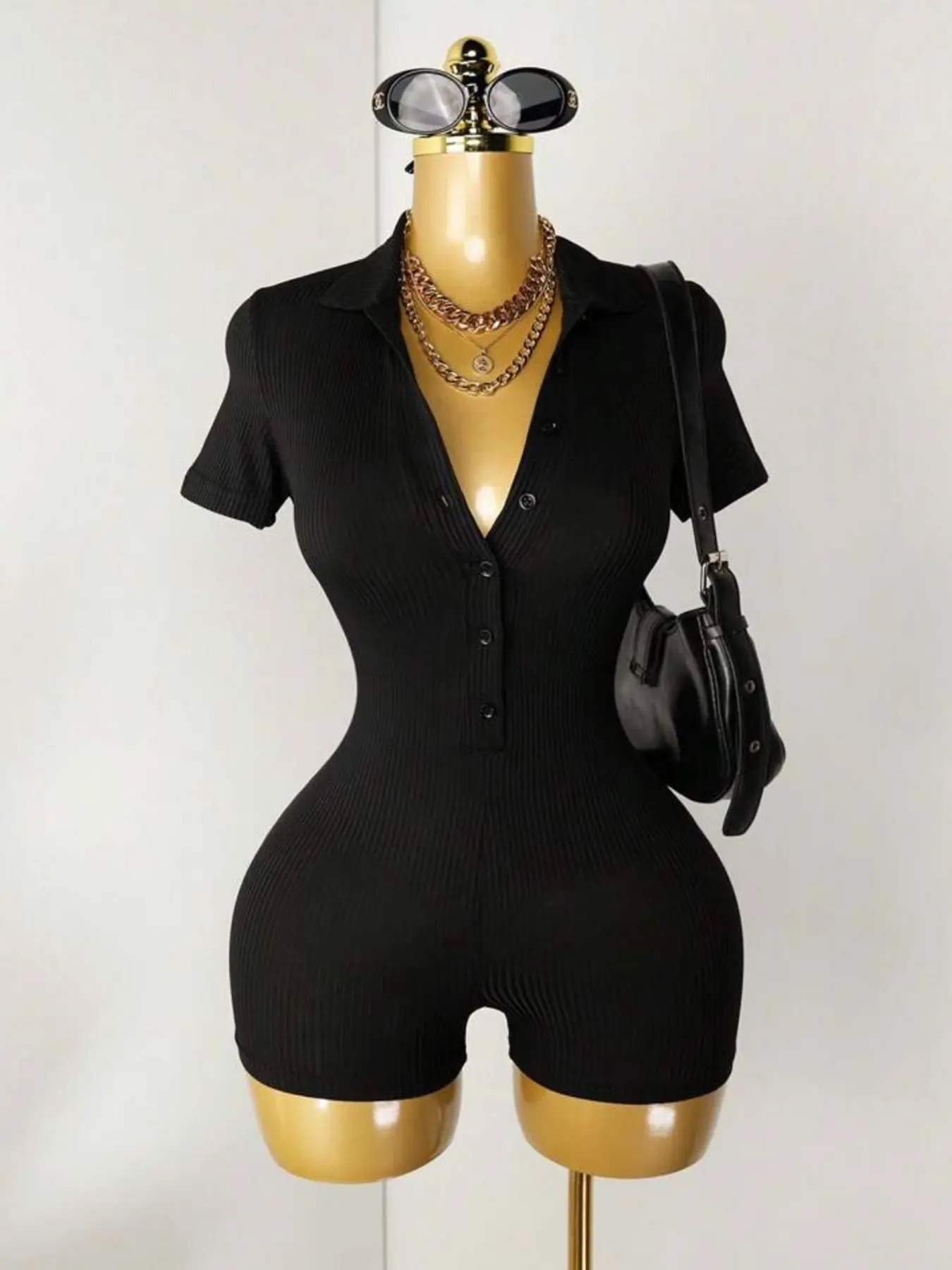 Plus-Si 1 Piece Black Ribbed Polo Collar Button Front Bodycon Romper, High Stretch Playsuit, Womenswear, Y2K Streetwear Style, Stretchy Slim-Fit Fabric & Short Sleeve Detail, For Curvy Women, Perfect for Night Out, Clubbing