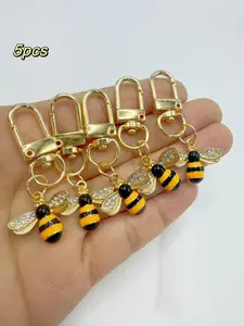 5 Piece Rhinestone Dripping Bee Keychain, Cute Decorative Keychains for Weddings, Birthdays, Graduation, School Start-Up Gifts, All-Season Use, Bling Bling Keychains, Trendy Cute Keychain