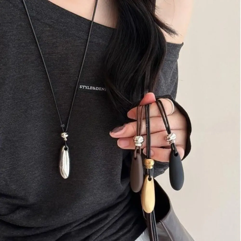 Minimalist Frosted Polished Metal Geometry Teardrop-shaped Pendant Leather Rope Necklace for Women Long Sweater Chain Jewelry