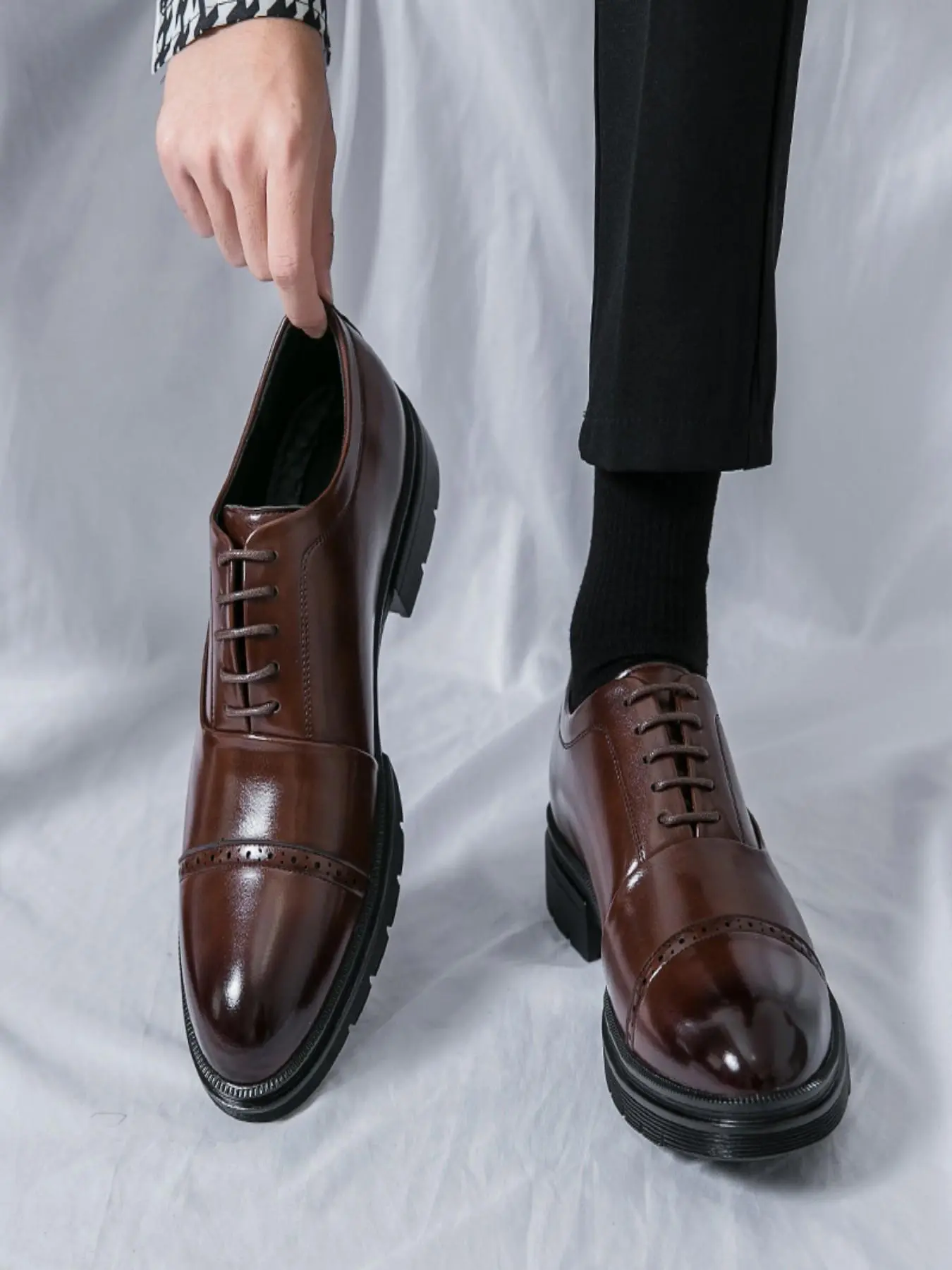 Men's Business Formal Oxfords Lace Up Dress Shoes Business Style Footwear, Classic Fashionable PU Leather Shoes for Work Office, Male All-match Shoes for Daily Wear