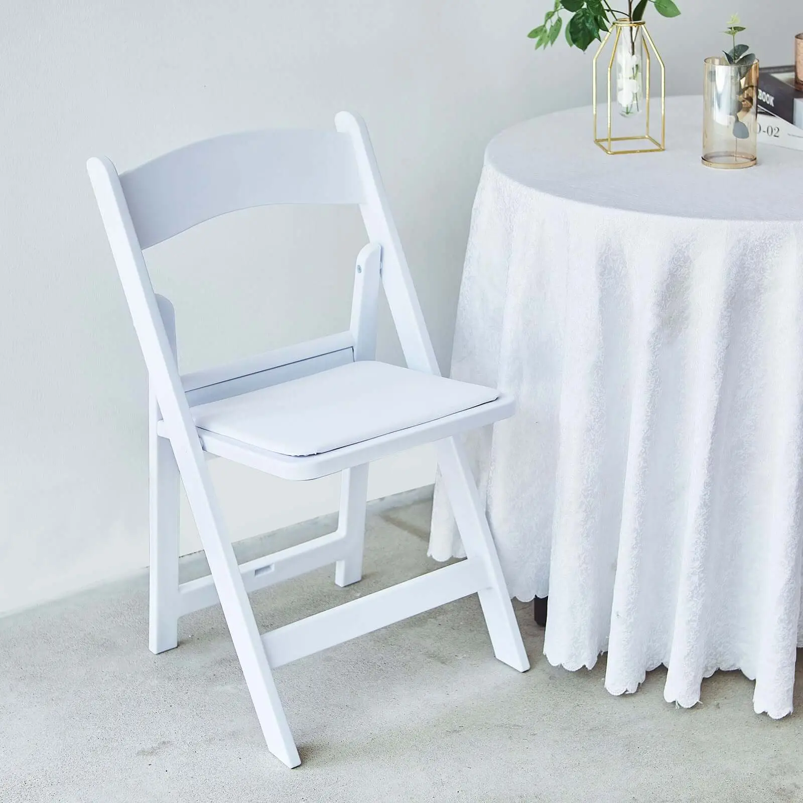 White Foldable Durable Resin Chair with Vinyl Padded Foam Seat, Portable Folding Seat, 14"l x 13"w x 1cm Thickness, Built-in Stacking Feature - Stylish Indoor/Outdoor Furniture for Weddings, Office Use