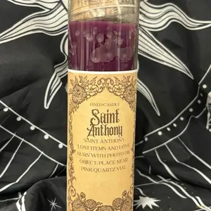 Saint Anthony Fixed 7 Day Ritual Candle for Lost Items and Love with Photo or Object near Pink Quartz Vial