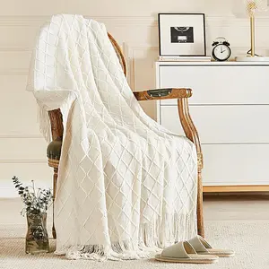 1 Piece Soft Knitted Blanket for Sofa & Bed, Diamond-Shaped Pure-Color Knitted Blanket, Home Decorative Throw with Fringe, Lightweight Breathable Summer Blanket, Warm Farmhouse Decoration, Beds Couches Throw, Throw Blankets