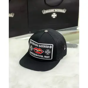Vintage Chomper Hollywood Gothic Trucker Hat – Embroidered Lips Patch Mesh Snapback Baseball Cap for Men Women