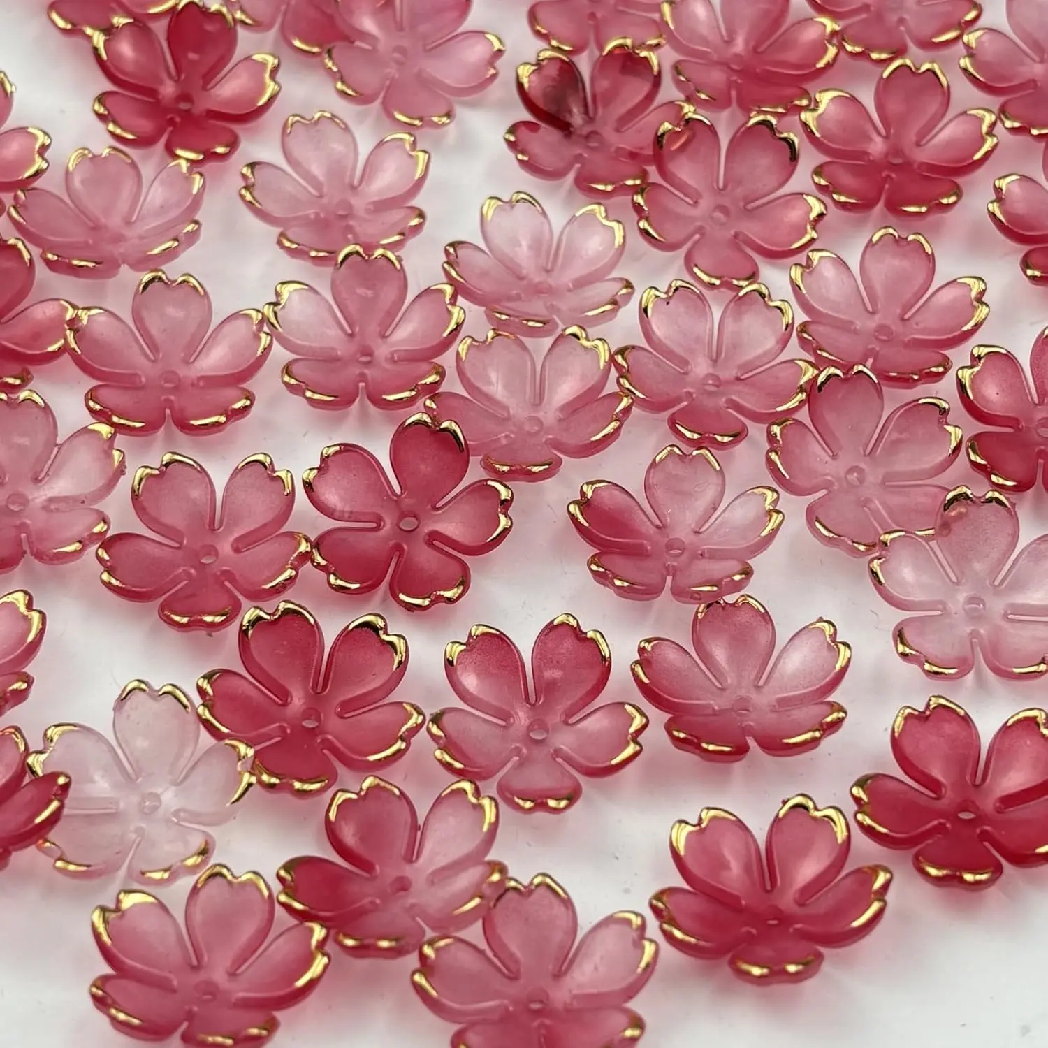 100 count  Flower Beads, 19mm Cherry Blossom Plastic Gradient Flower Spacer Beads for DIY Crafts Bracelet Necklace Earrings  Making(Red)