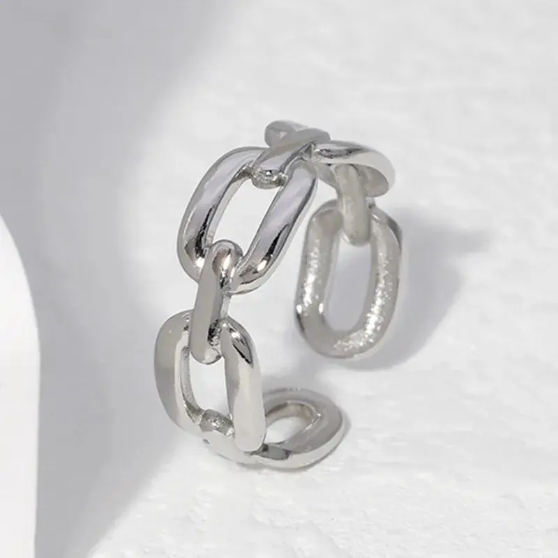 Simple Silver Link Ring