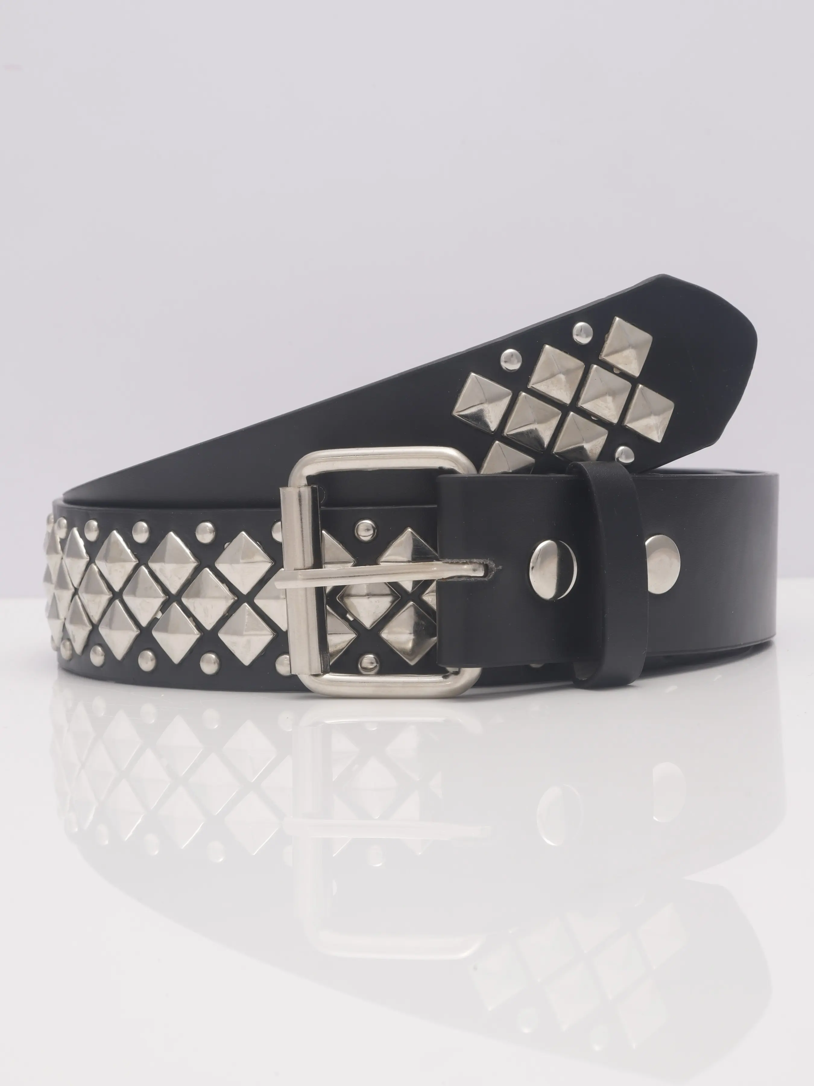 Vintage Y2K belt edged with silver-coloured metal beads Size large y2k belt buckle - TikTok Shop main image 2