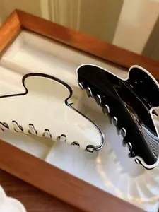 Minimalist Temperament Solid Color Hair Claw, 1 Count Elegant Hair Accessories for Women & Girls, Trendy All-match & Exquisite Hair Claw for Daily Use, Ponytail Claw Clip