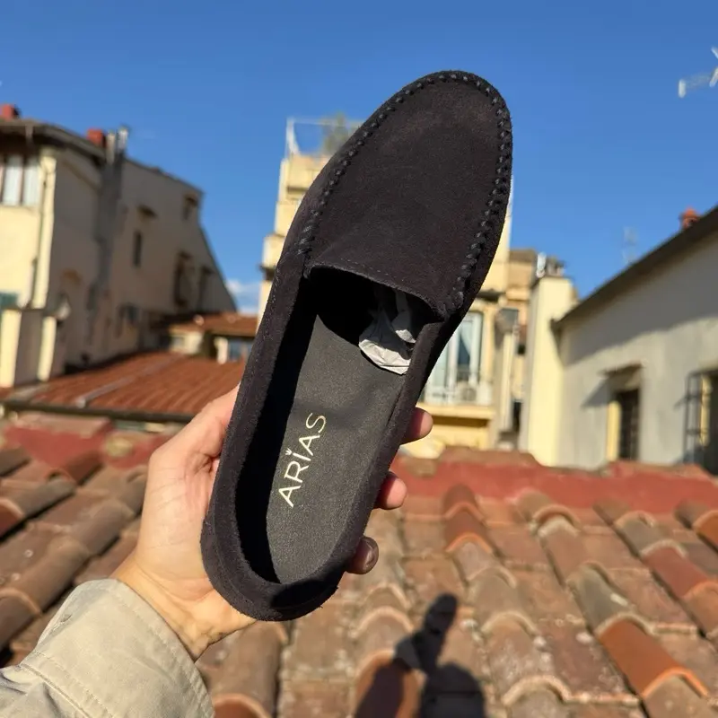 ARIAS “The O’Brien’s” Italian Suede Driver Loafer – First Ever Sample – Size 9 (US) or 42 (EU)