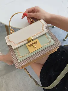 Trendy classic style versatile contrasting color casual women's small bag, lightweight and simple women's single shoulder crossbody bag, Casual Crossbody Bags, suitable for commuting, shopping, dating, parties, outings and other occasions.