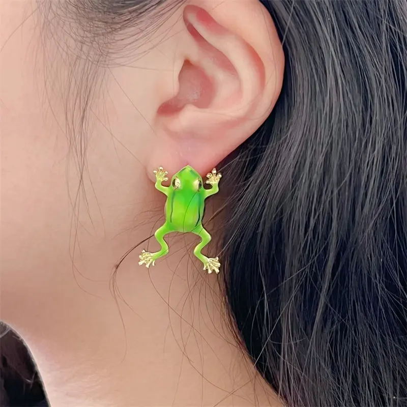 Creative Cute Animal Frog Toad Earrings For Women Aesthetic Design Gothic Funny Green Frog Stud Earring Girls Party Jewelry Gift