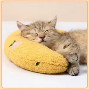 Cute Cat Pillow Soft Plush Pet Calming Toy Half-Moon Shape Joint Relief Sleep Improvement Random Pattern Dog House Shaped Beds