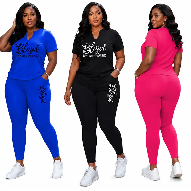 Women’s plus-size 2-piece sporty outfits, soft stretchy polyester–spandex blend activewear set with a round-neck T-shirt and long pants with an elastic waistband, relaxed fit thermal-lined workout gym clothing for summer lounging, training clothes, 2-piec