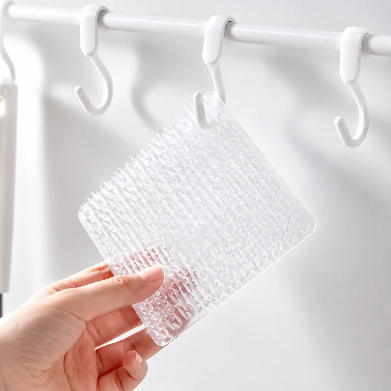 Flexible Veggie Scrub Brush - Easy Cleaning for Potatoes, Carrots, Cucumbers - Home, Festive Party Gift Essential