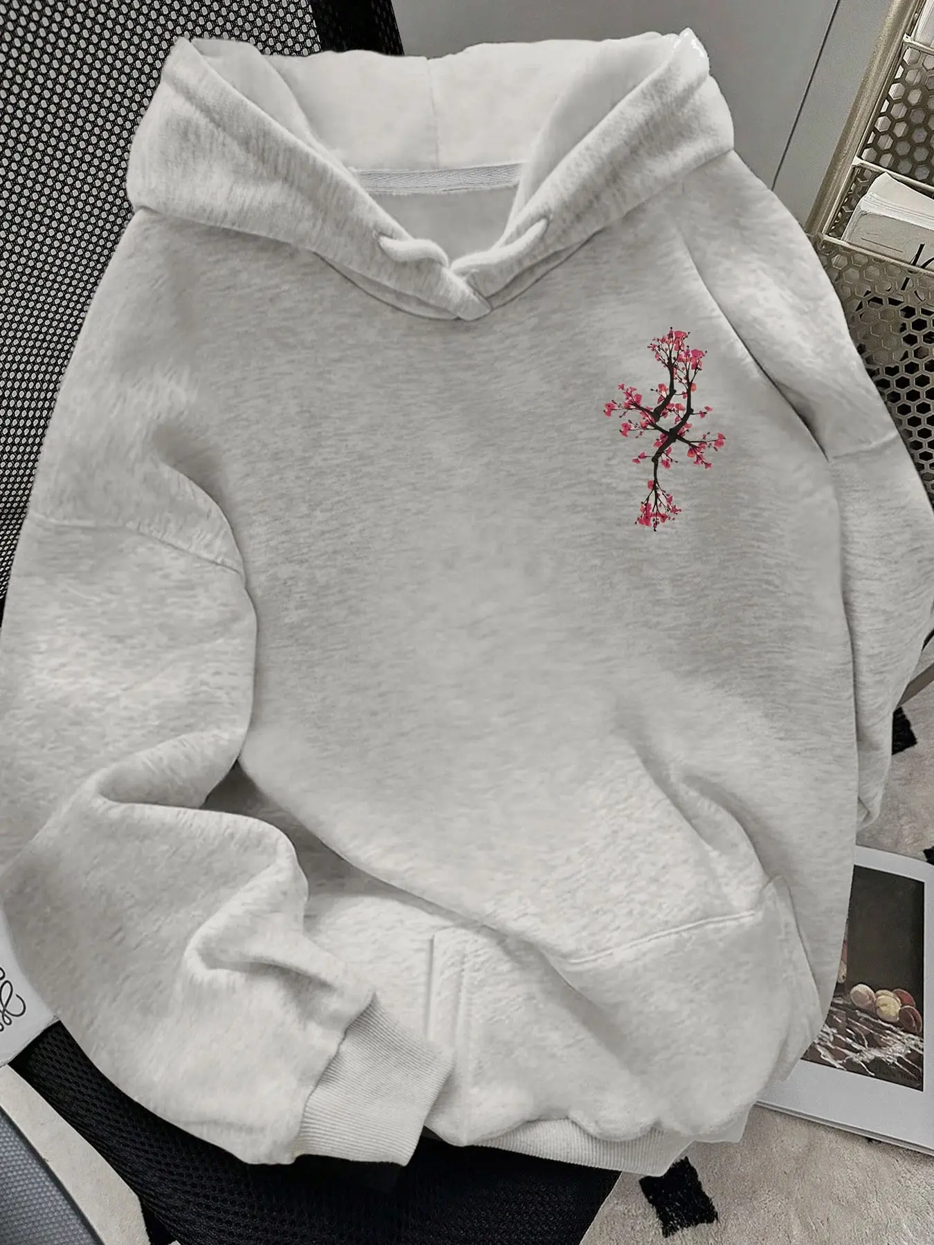 Men's Letter Print Drop Shoulder Fleece Hoodie, Fashion Casual Regular Fit Drawstring Pocket Hooded Sweatshirt for Daily Holiday Outdoor Wear, Men Clothes for Fall & Winter