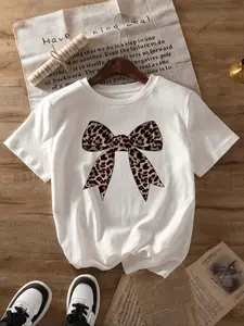 Women's Leopard Bowknot Print Round Neck Graphic Tee, Vintage Trendy Casual Short Sleeve T-shirt for Daily Wear, Ladies Summer Clothes