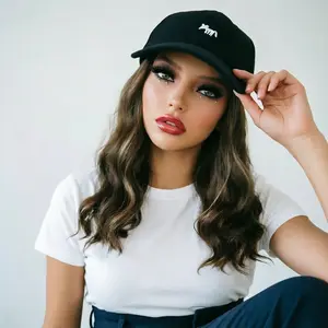 Baseball Cap With Synthetic Wavy Hair No Glue No Fuss Wig Hat For Beginners With Pre-attached Brown Highlight Wig Hat For Women